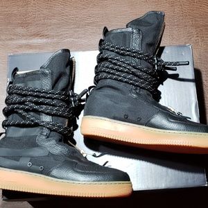 Nike Air Force 1 High Top Boots